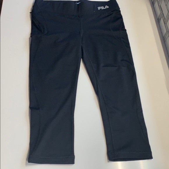 2 for $20 - FILA Sport Running Capri - Picture 4 of 7